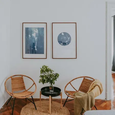 Alloro Boutique