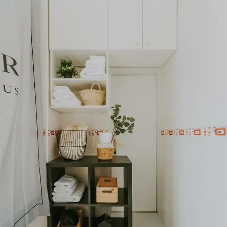 Alloro Boutique